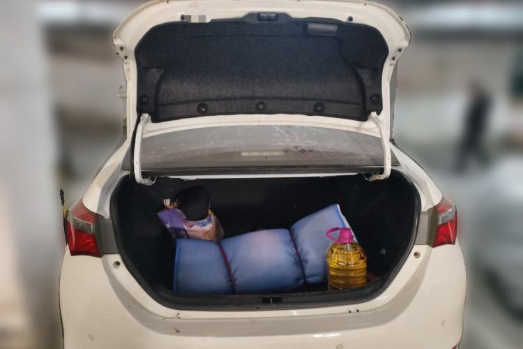 Used Toyota Corolla 2017 Revised Version 1.6L S-CVT GL Trunk