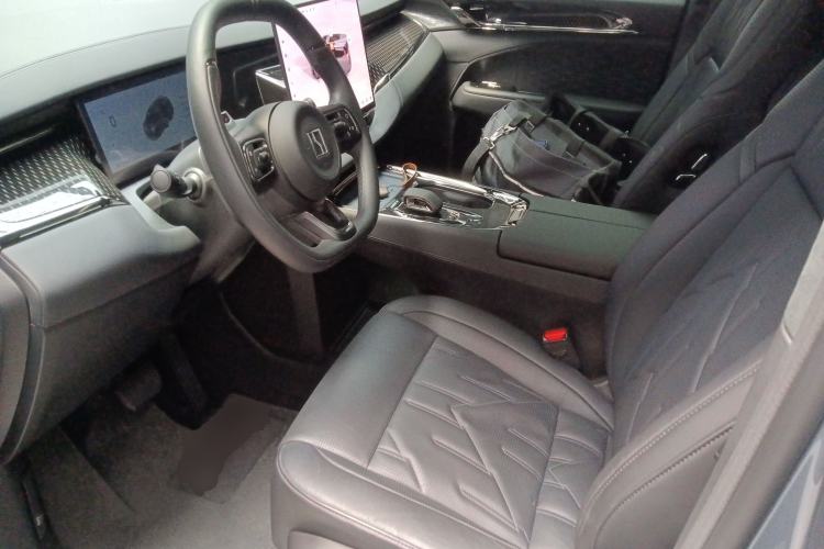 Used Zeekr 009 2024 Six-Seat Executive Version 4WD 108 kWh Left Front Seat