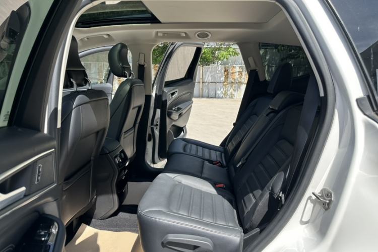 Used Ford Edge 2015 2.0T GTDi 4x4 High-Grade Model