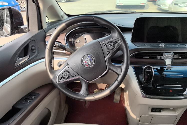 Used Buick GL8 2022 Land Business Class 652T Luxury Model