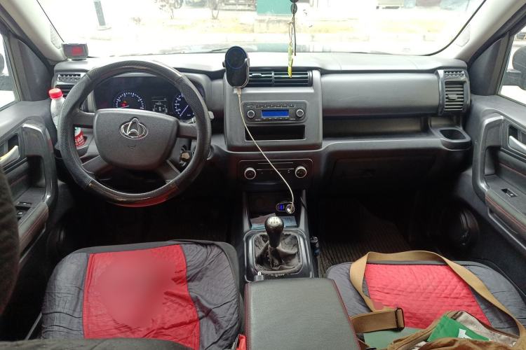 Used CHANGAN OSHAN X70A 2019 1.5L Manual Basic Version China VI Standard Center Console