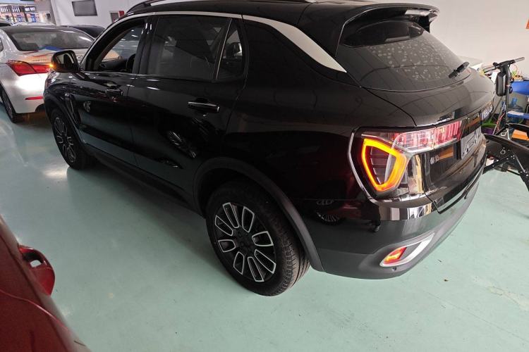 Used Lynk & Co 01 2020 2.0T Two-Wheel Drive Pure Pro Version China VI Standard
