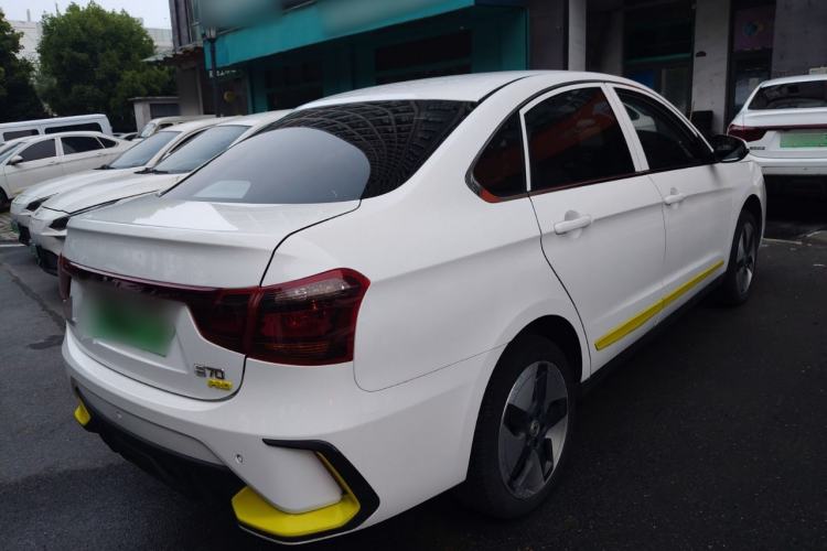 Used Dongfeng Aeolus E70 2023 Revised PRO Smart Drive Version
