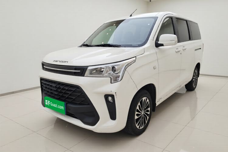 Used Dongfeng Fengon 380 2022 1.5L Comfort-Class Passenger Vehicle (Steel Spring) with 5 Seats