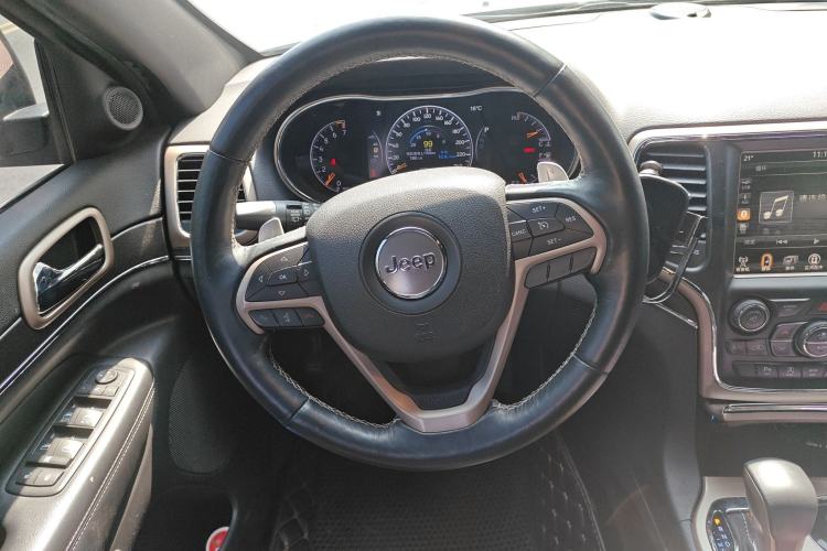 Used Jeep Grand Cherokee 2016 3.0L Comfort Navigation Edition