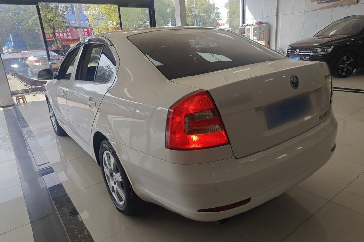 Used Skoda Octavia 2015 Classic Model 1.6L Manual Yijie Edition
