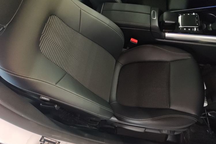 Used Mercedes-Benz B-Class 2022 Revised B 200 Dynamic Edition Right Front Seat