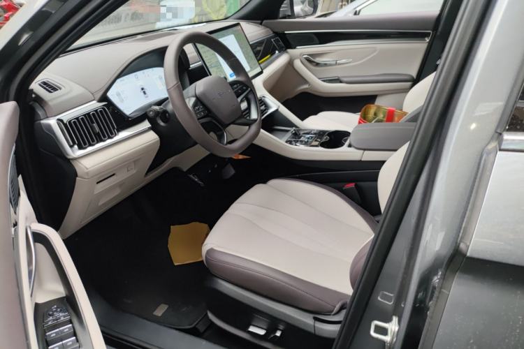 Used BYD Song PLUS New Energy 2025 DM-i Smart Drive 112KM Prestige Model Left Front Seat