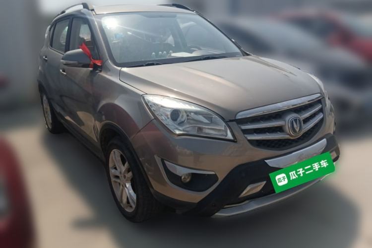 Used CHANGAN CS35 2014 1.6L Manual Luxury Navigation Model China IV Standard Front Right 45 Deg