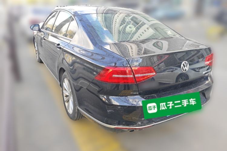 Used Volkswagen Magotan 2017 330TSI DSG Leading Model Rear Left 45 Deg