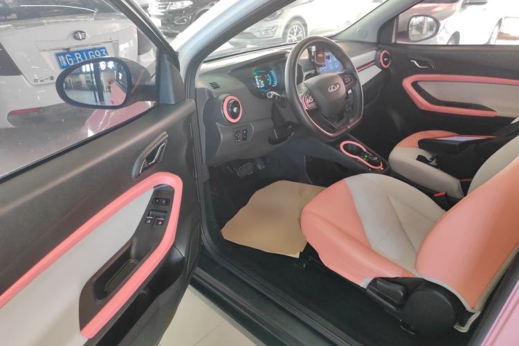 Used Chery Little Ant 2022 300 000 Yuan "Ant Fan" Edition "Extra Sweet" Version Lithium Iron Phosphate 29.2 kWh 30 kW 301 km