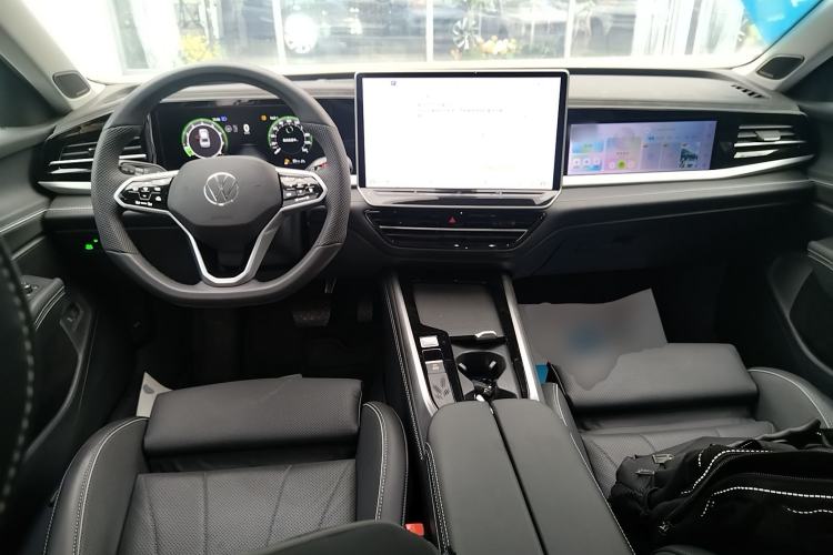 Used Volkswagen Passat 2025 Pro 380TSI Dragon Supreme Edition