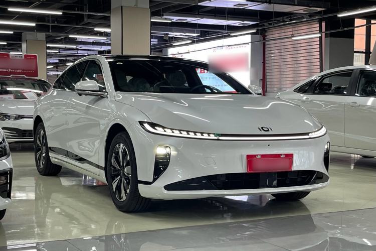 Used CHANGAN NEVO A07 2025 Blue Whale Range-Extending Model 140 Elite Version Exterior 2