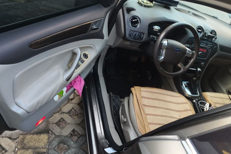 Used Ford Mondeo 2011 2.0L GTDi 200 Fashion Edition