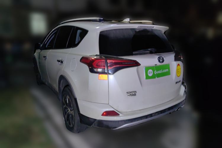 Used Toyota RAV4 2016 2.0L CVT Two-Wheel Drive Smart Edition China V Standard Rear Left 45 Deg