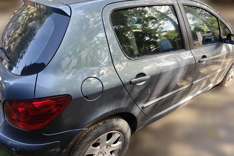 Used Peugeot 307 2010 Hatchback 1.6L Automatic Comfort Edition Rear Right 45 Deg