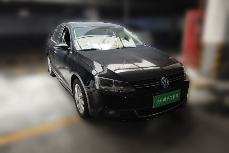 Used Volkswagen Sagitar 2012 1.4TSI Automatic Luxury Edition Front Right 45 Deg