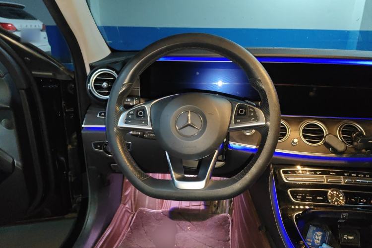 Used Mercedes-Benz E-Class 2016 E 300 L Sport Luxury Model Steering Wheel