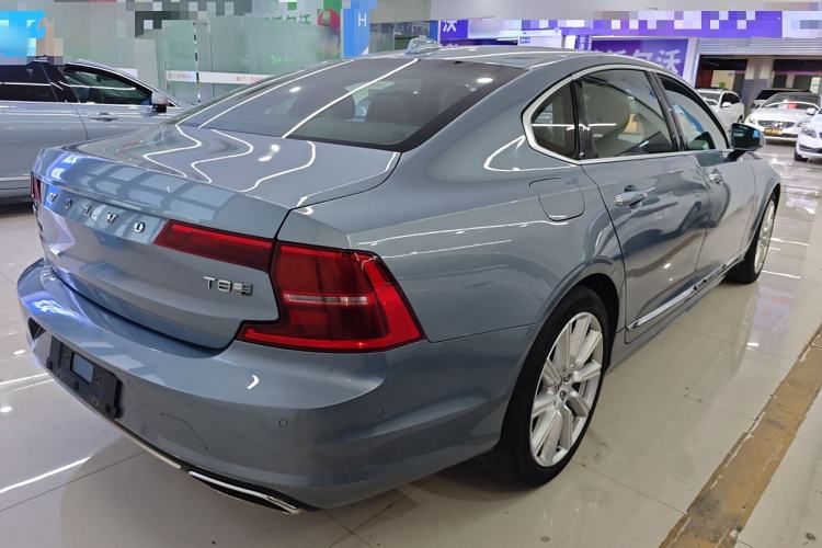 Used Volvo S90 New Energy 2019 T8 E-Drive Hybrid Intelligent Luxury Version China V Standard Rear Right 45 Deg