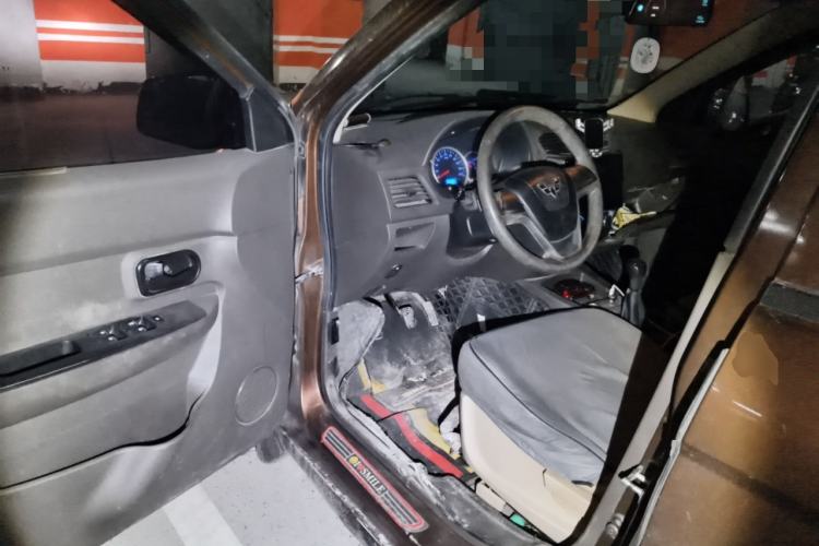 Used Wuling Hongguang 2015 1.5L S Basic Version China V Standard
