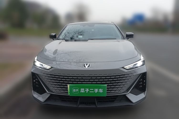 Used CHANGAN UNI-V iDD 2023 ZhiDian iDD 1.5T 113km ZhiKu Model Front