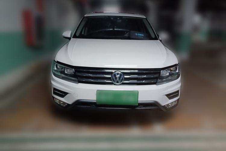 Used Volkswagen Tiguan L 2020 330TSI Automatic Two-Wheel Drive Smart Luxury Edition China VI Standard
