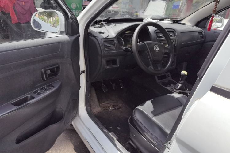 Used Dongfeng Fengon 330 2014 1.3L Manual Utility Version DK13-07 Driver Seat