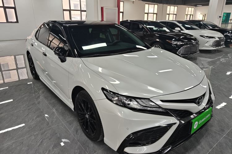 Used Toyota Camry 2023 2.0S Knight Edition