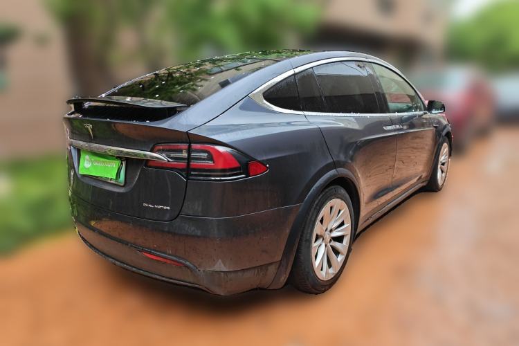 Used Tesla Model X 2019 Long-Range Version Rear Right 45 Deg