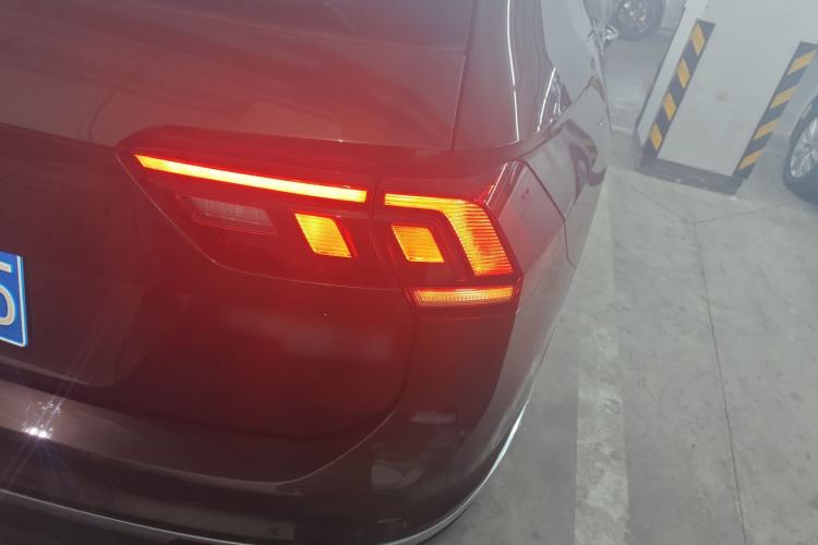 Used Volkswagen Tiguan L 2018 330TSI Automatic Two-Wheel Drive Luxury Edition Right Rear Taillight