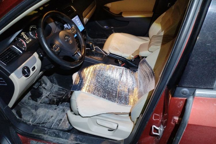 Used Volkswagen Sagitar 2014 Revised Version 1.4TSI Automatic Luxury Edition Left Front Seat