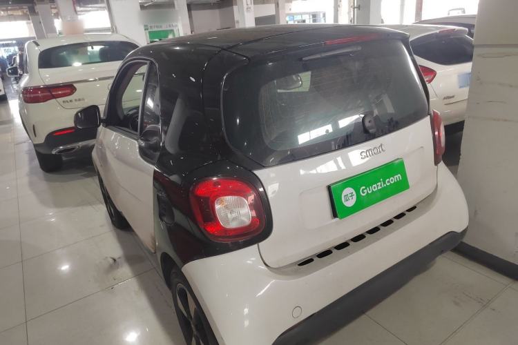 Used smart fortwo 2018 1.0L 52kW Hardtop Passion Edition China V Standard Rear Left 45 Deg