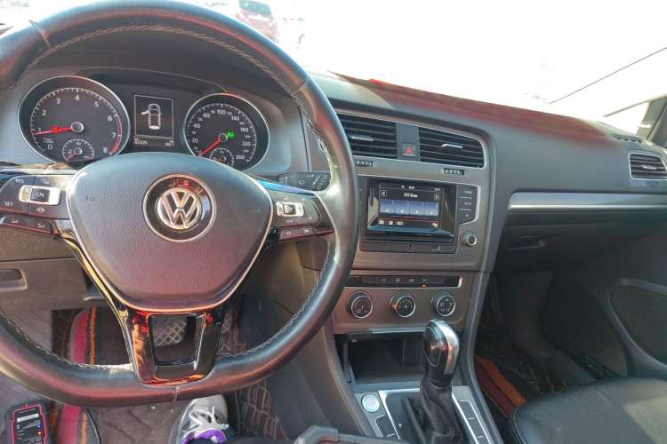 Used Volkswagen Golf 2015 1.4TSI Automatic Comfort Model