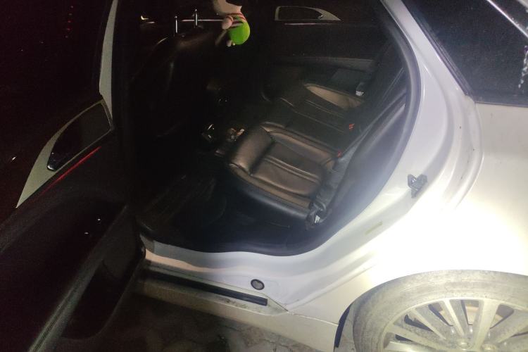 Used Lincoln MKZ 2017 2.0T Luxury Edition Left Rear Seat