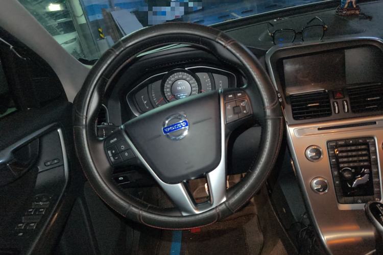 Used Volvo XC60 2017 T5 Smart Upgrade Edition
