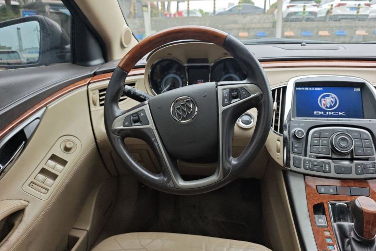 Used Buick LaCrosse 2011 2.4L SIDI Luxury Edition Steering Wheel