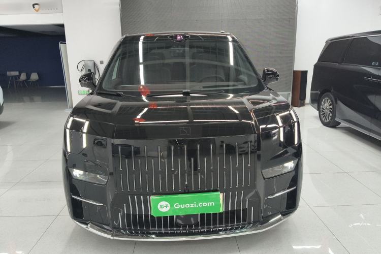 Used Zeekr 009 2024 7-Seater Walk-Through Version Four-Wheel Drive 108 kWh