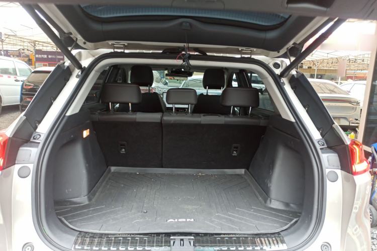 Used AION V 2024 Plus 70 Star Edition Lithium Iron Phosphate
