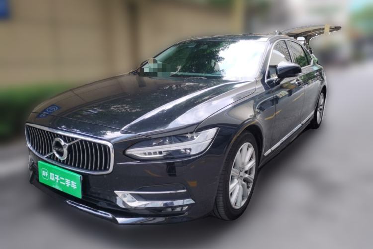 Used Volvo S90 2020 Facelift T5 Smart & Luxurious Edition