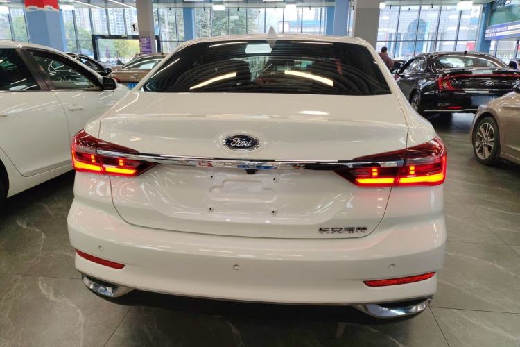 Used Ford Escort 2021 1.5L Automatic Diamond Edition