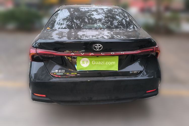 Used Toyota Avalon 2024 Dual-Motor 2.0L Luxury Edition Rear