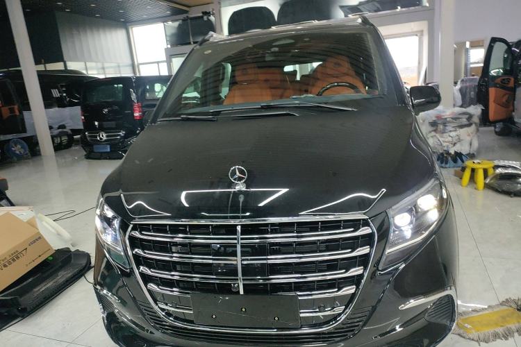 Used Mercedes-Benz Vito 2024 2.0T Elite Version 7 Seats