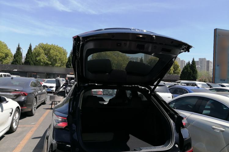 Used CHANGAN UNI-T 2020 1.5T Flagship Version Trunk