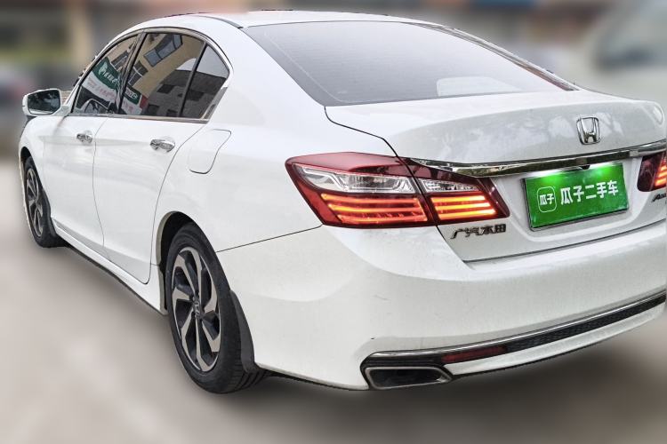 Used Honda Accord 2016 2.4L Luxury Edition

