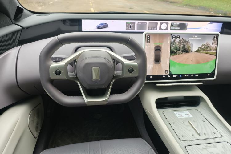 Used Avatr 12 2024 700 Three-Laser Rear-Wheel Drive Smart Enjoyment Version