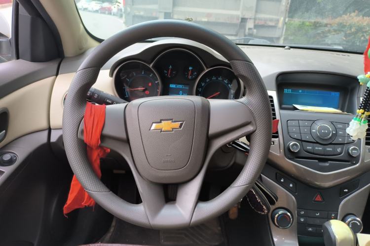 Used Chevrolet Cruze 2015 1.5L Classic SE AT
