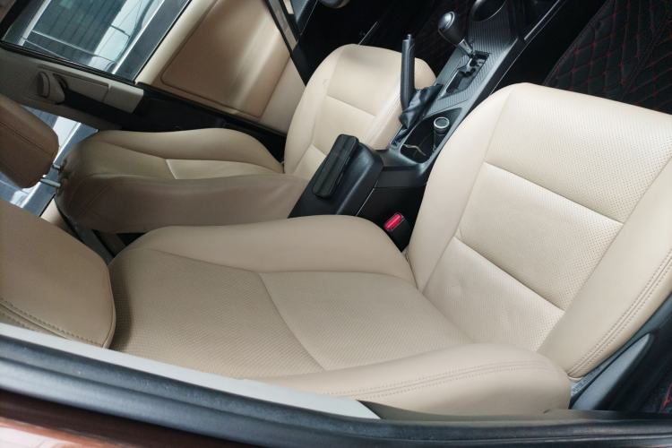 Used Toyota RAV4 2013 2.0L CVT Two-Wheel Drive Urban Edition
