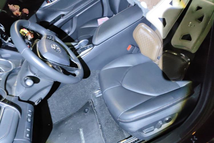 Used Toyota Camry 2023 2.0G Luxury Edition Left Front Seat