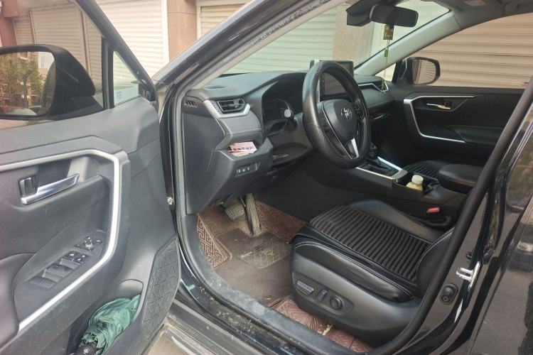 Used Toyota RAV4 2020 2.0L CVT Two-Wheel Drive Fashion Edition