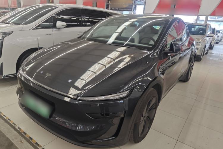 Used Tesla Model Y 2025 Rear-Wheel-Drive Version